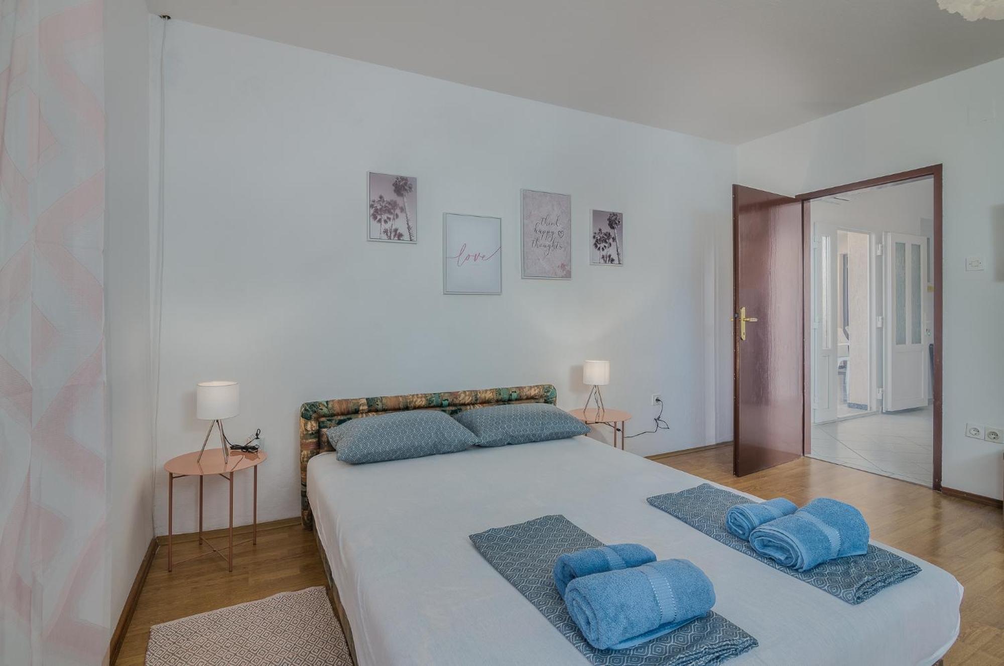 Apartments Bahar Krk Krk Town Room photo